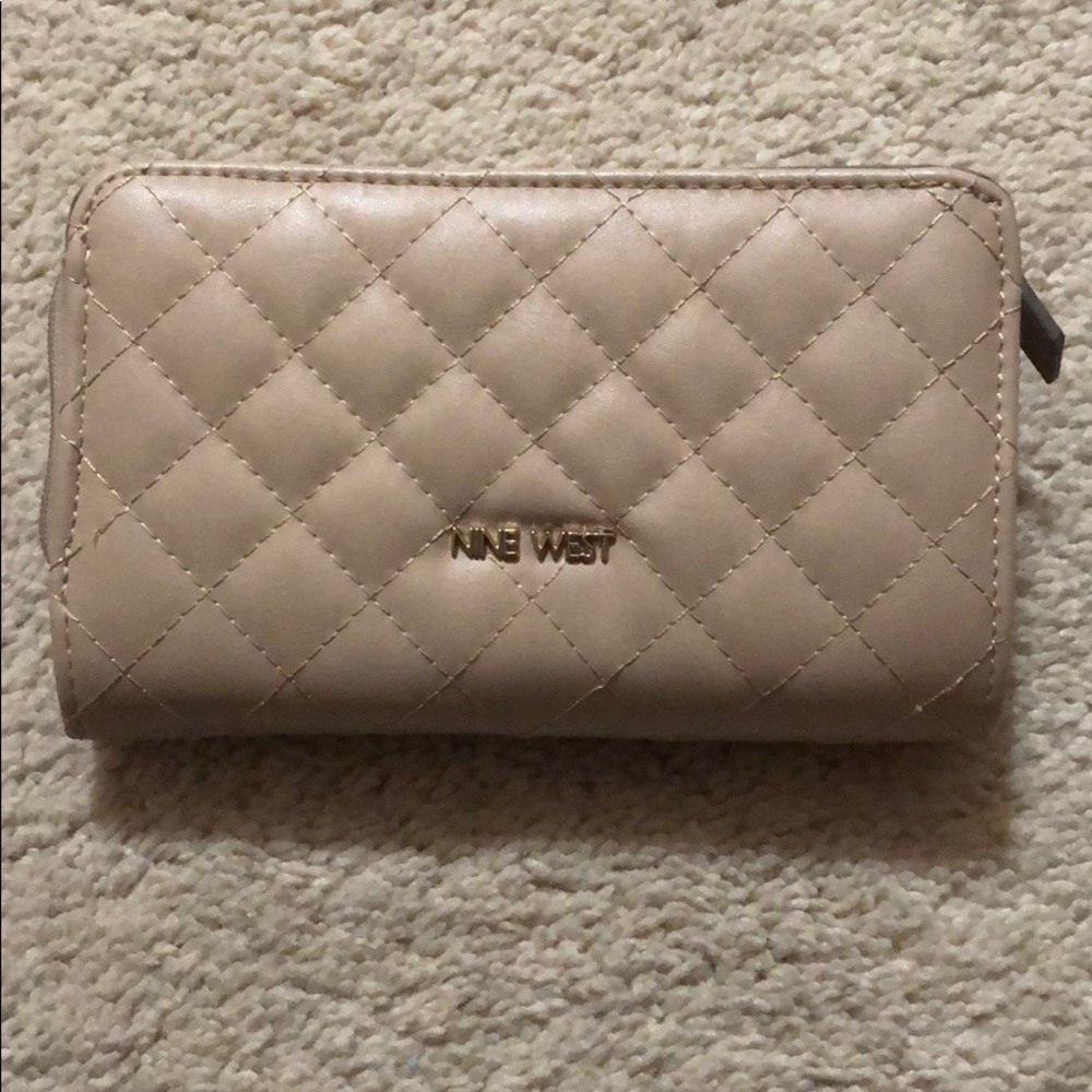 Nine West blush wallet